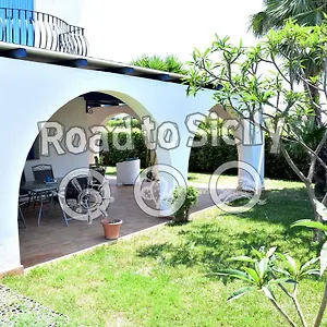 Casa Azzurra - Road To Sicily , Marina di Ragusa Italia